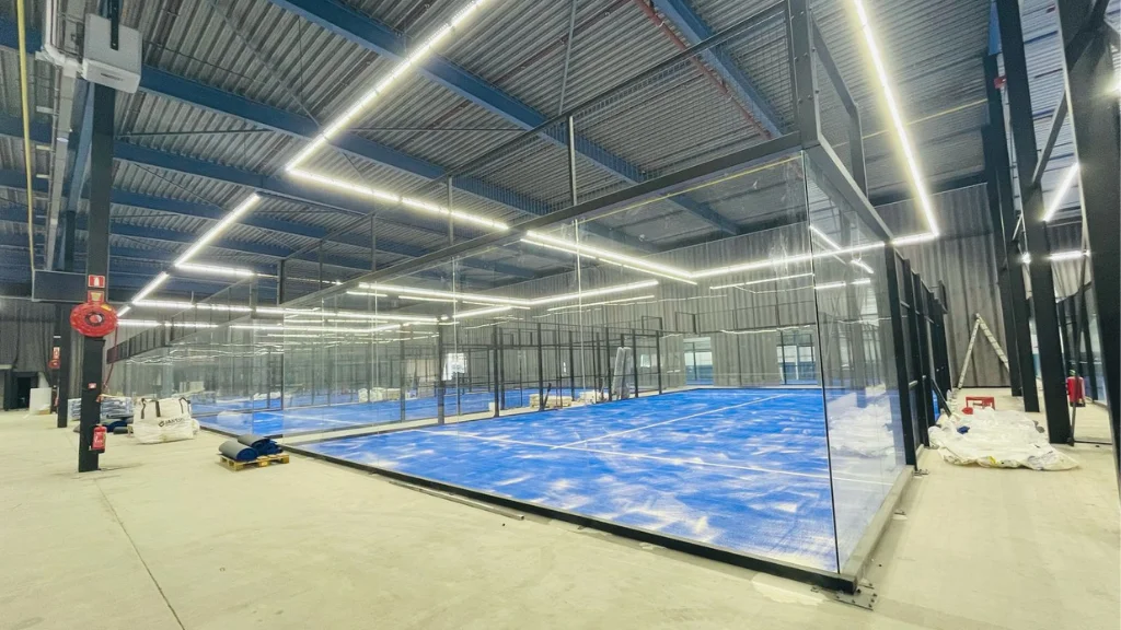 Innovation à Amsterdam : Hub Atlas de 7 Pistes avec Technologie LED Périmétrale