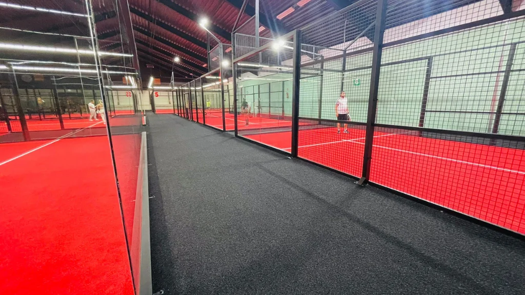 Eindhoven Court LED Enhanced Hub