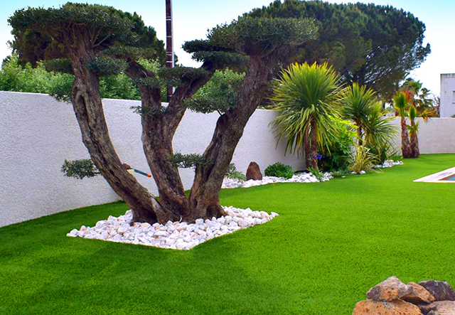 gazon synthetique pelouse synthetique haut de gamme 1